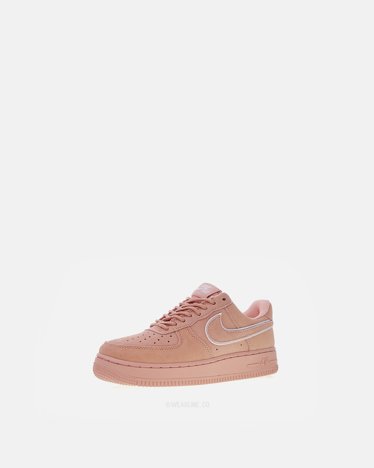 NIKE x AIR FORCE 1