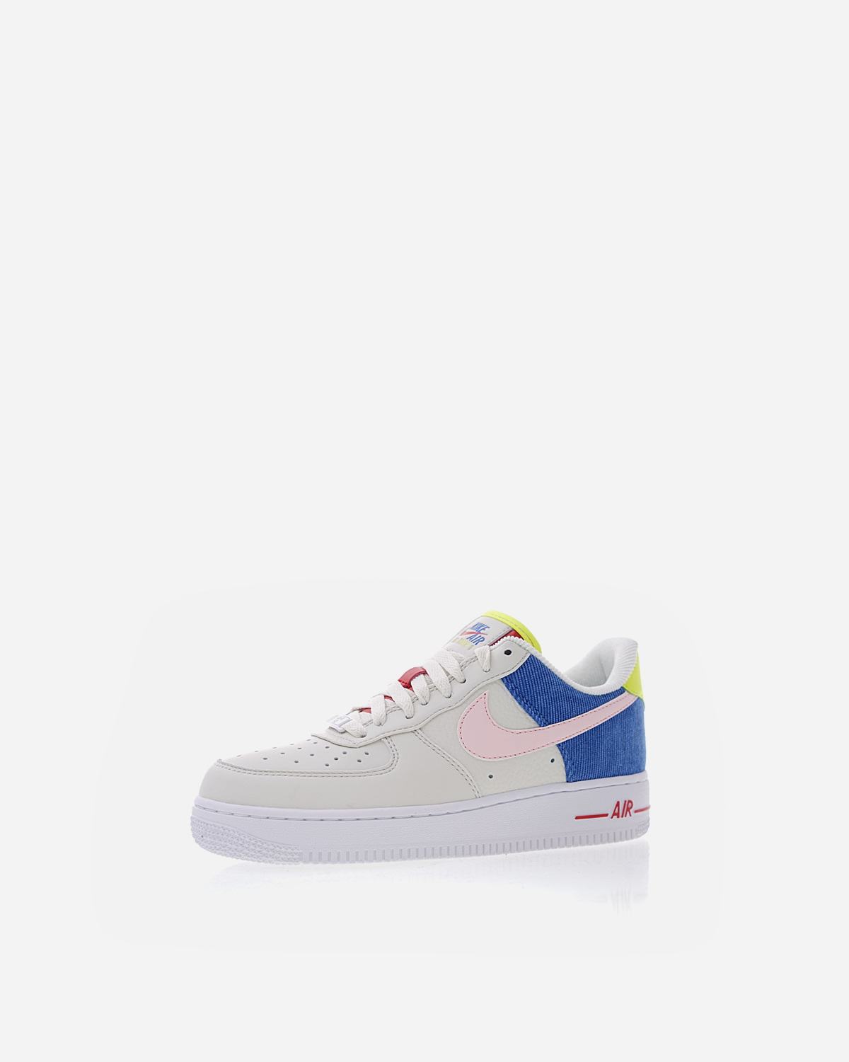 NIKE x AIR FORCE 1