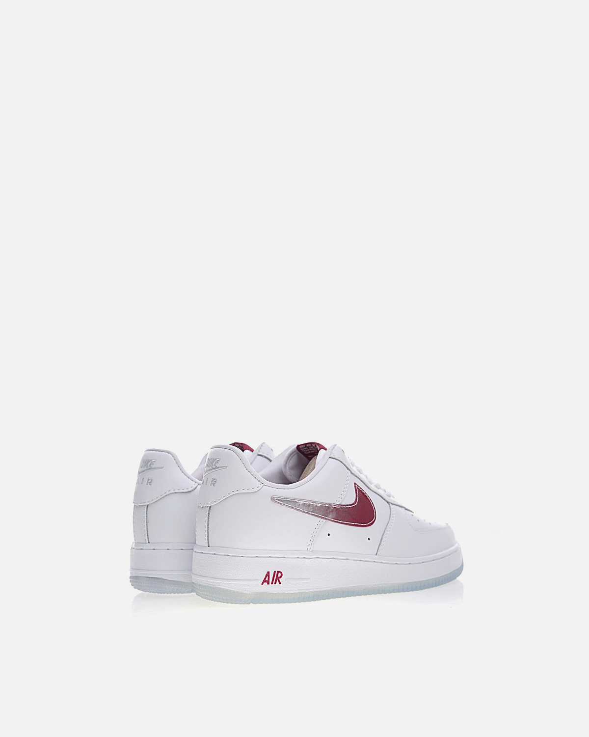 NIKE x AIR FORCE 1