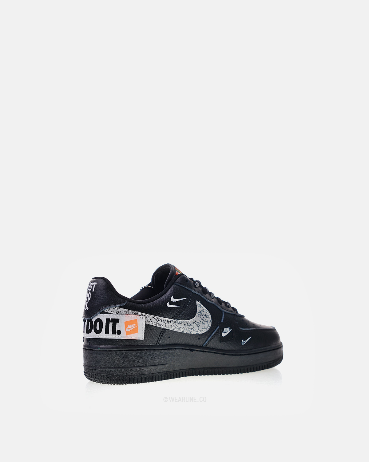 NIKE x AIR FORCE 1 “JUST DO IT”