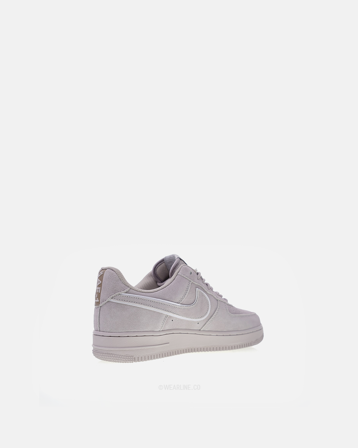 NIKE x AIR FORCE 1