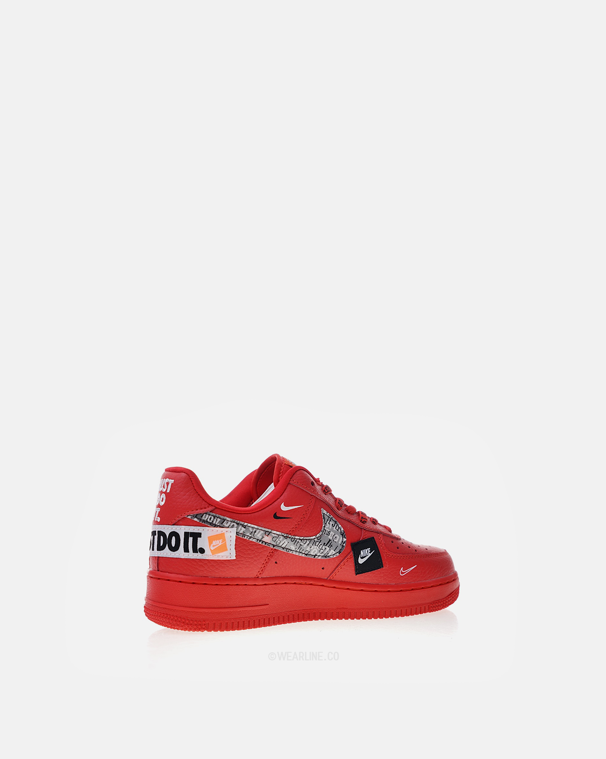 NIKE x AIR FORCE 1 “JUST DO IT”