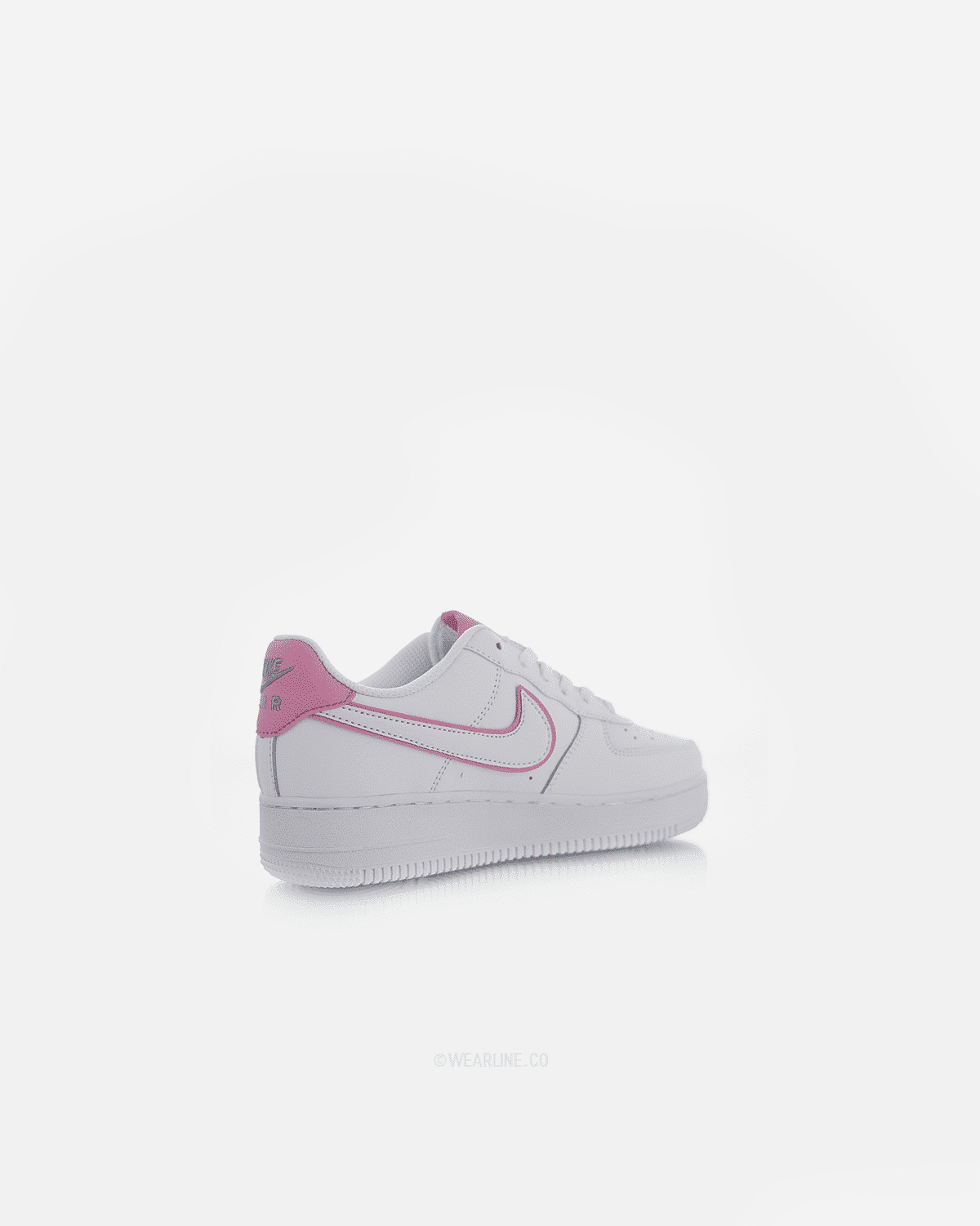 NIKE x AIR FORCE 1