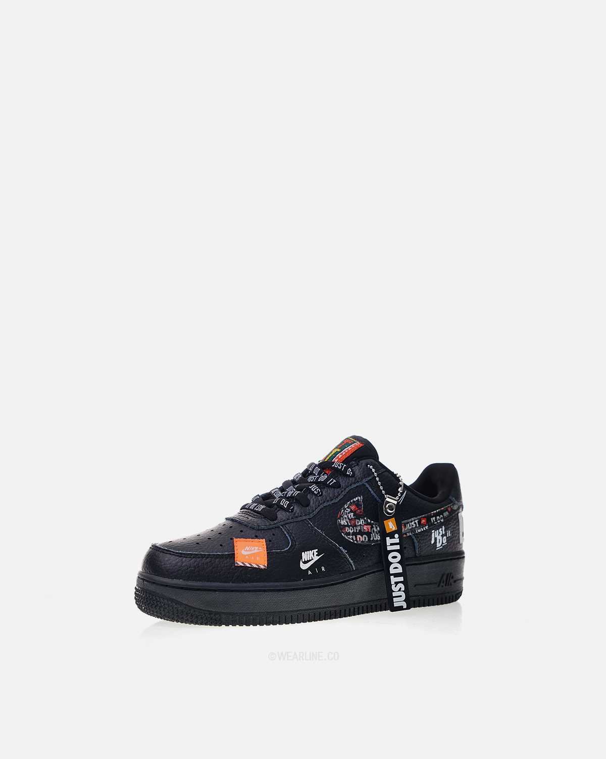 NIKE x AIR FORCE 1 “JUST DO IT”