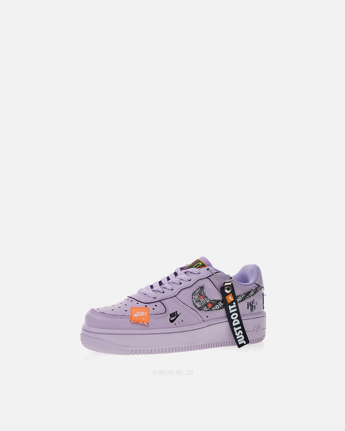 NIKE x AIR FORCE 1 “JUST DO IT”