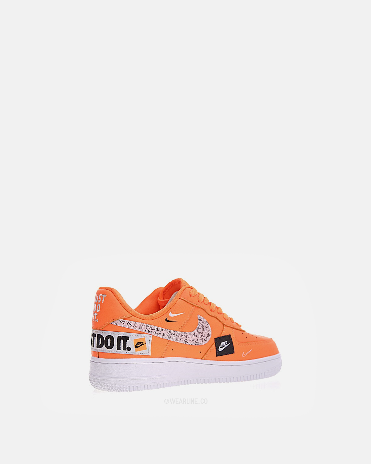 NIKE x AIR FORCE 1 “JUST DO IT”