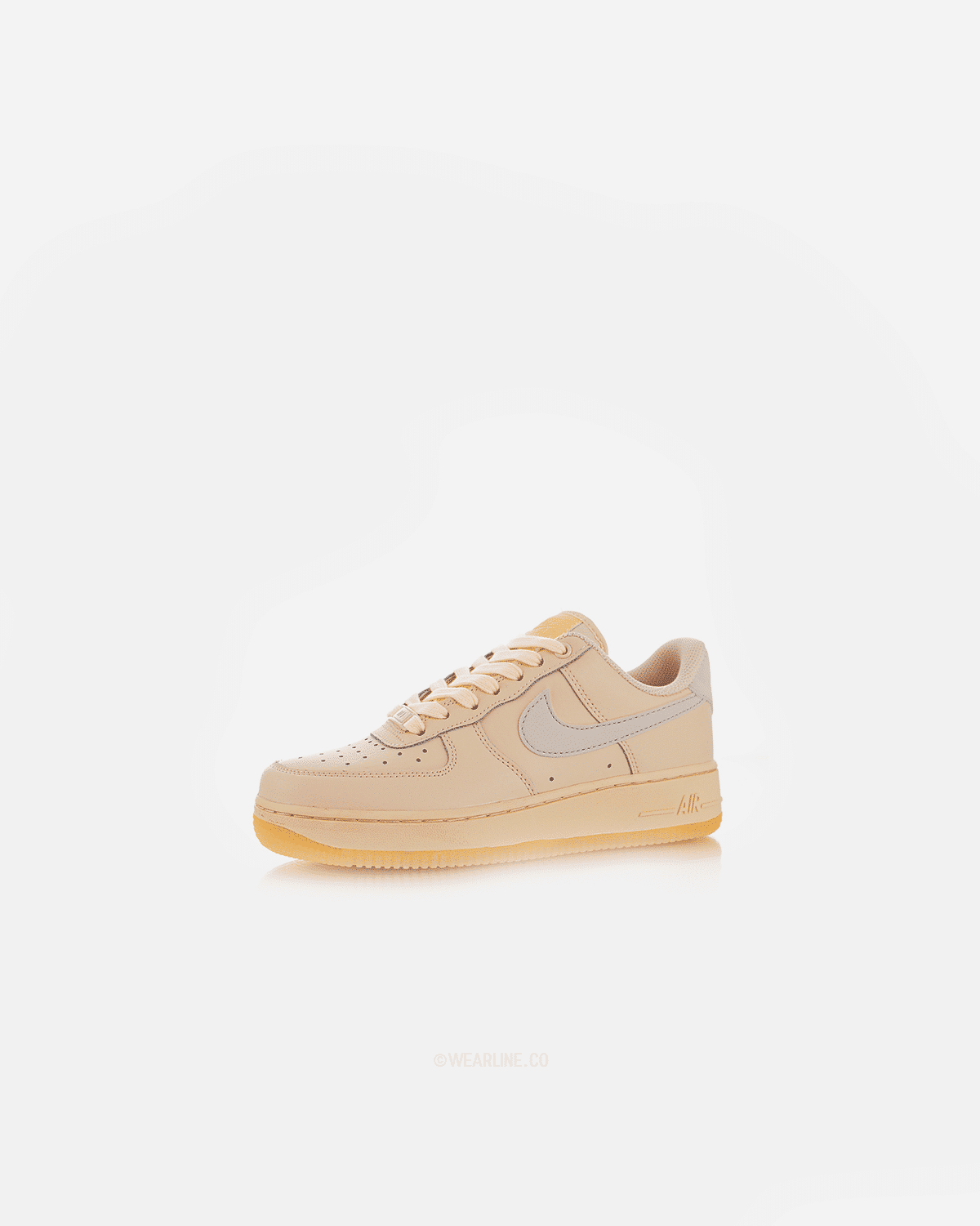 NIKE x AIR FORCE 1