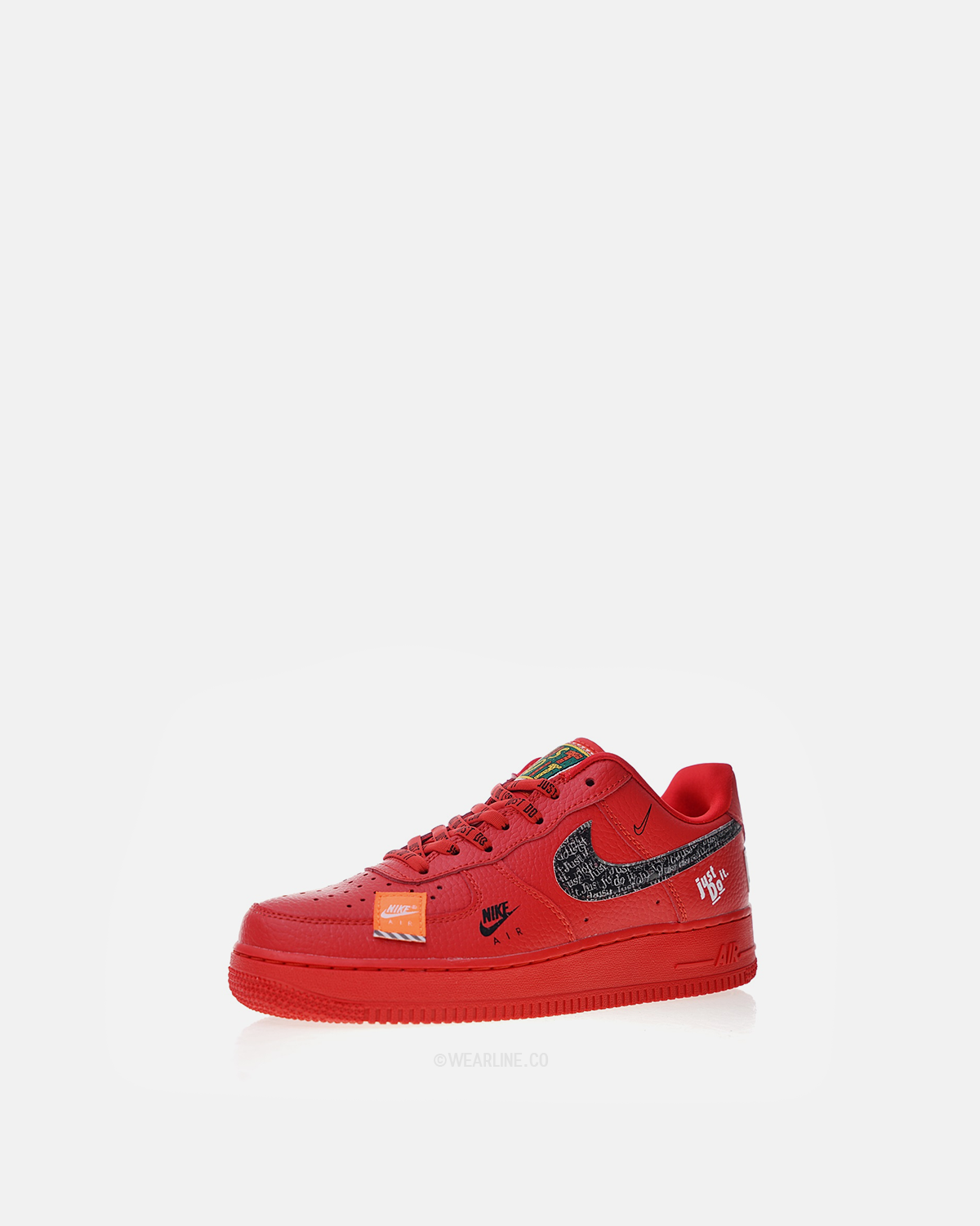 NIKE x AIR FORCE 1 “JUST DO IT”
