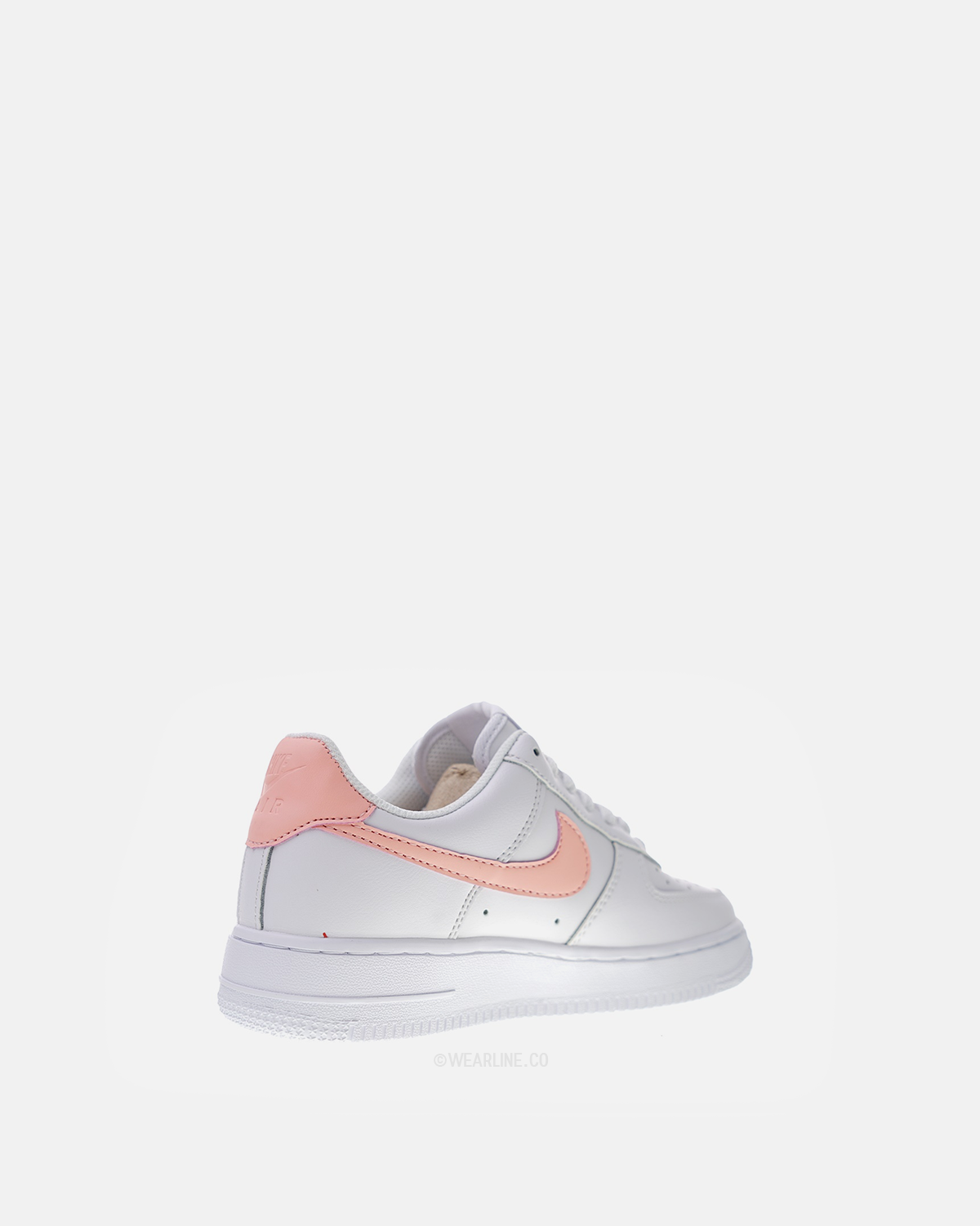 NIKE x AIR FORCE 1